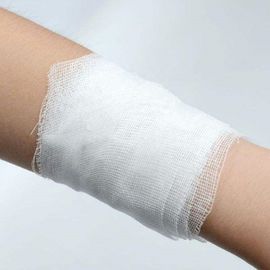Weicher chirurgischer medizinischer Wegwerfgaze-Verband 100% des medizinischen Geräts Baumwoll